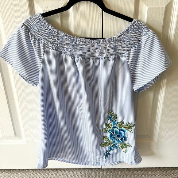 Alice Blue for StitchFix Malika Off The Shoulder Shirt with Floral Embroidery M - Picture 4 of 9